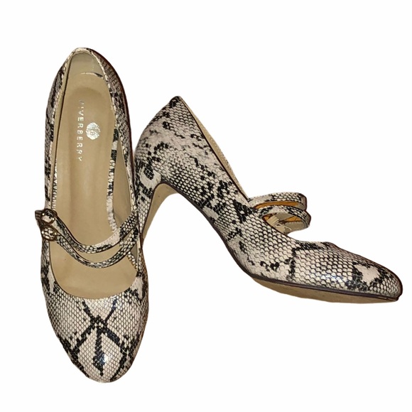 Riverberry snake skin print Mary Jane pumps - Picture 2 of 9